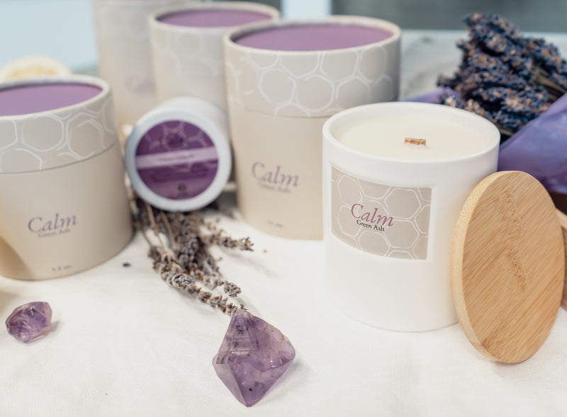 Calm... the ideal bath companion. - Green Ash Decor