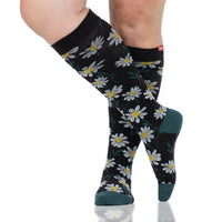 VIM & VIGR - 20 - 30 mmHg Cotton Compression Socks: Crazy Daisy: Black & Yellow - Green Ash Decor