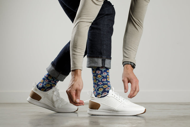 VIM & VIGR - 20 - 30 mmHg Cotton Compression Socks: Dutch Fields: Cobalt & Pink - Green Ash Decor