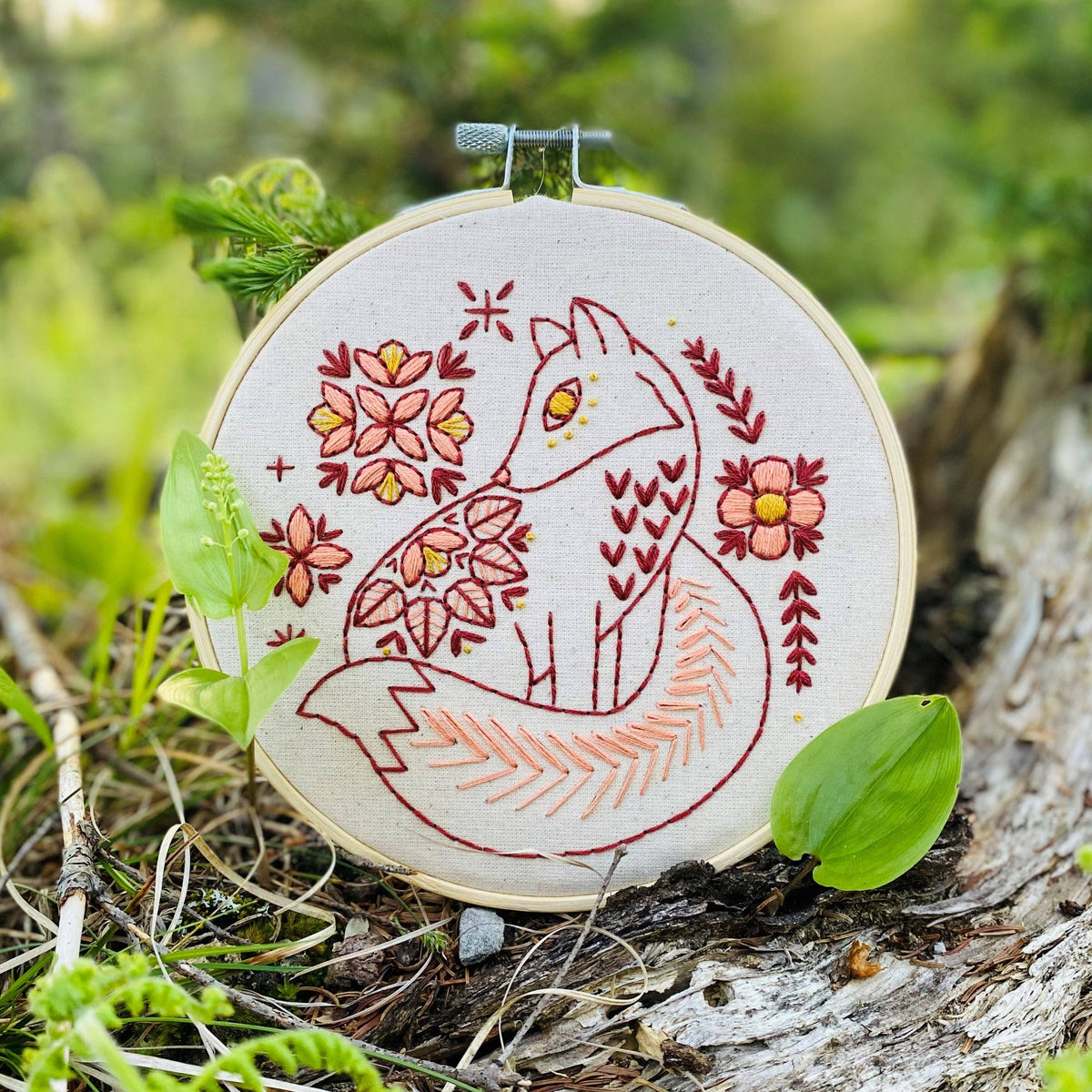 Hook Line & Tinker Canada - Folk Fox Complete Embroidery Kit