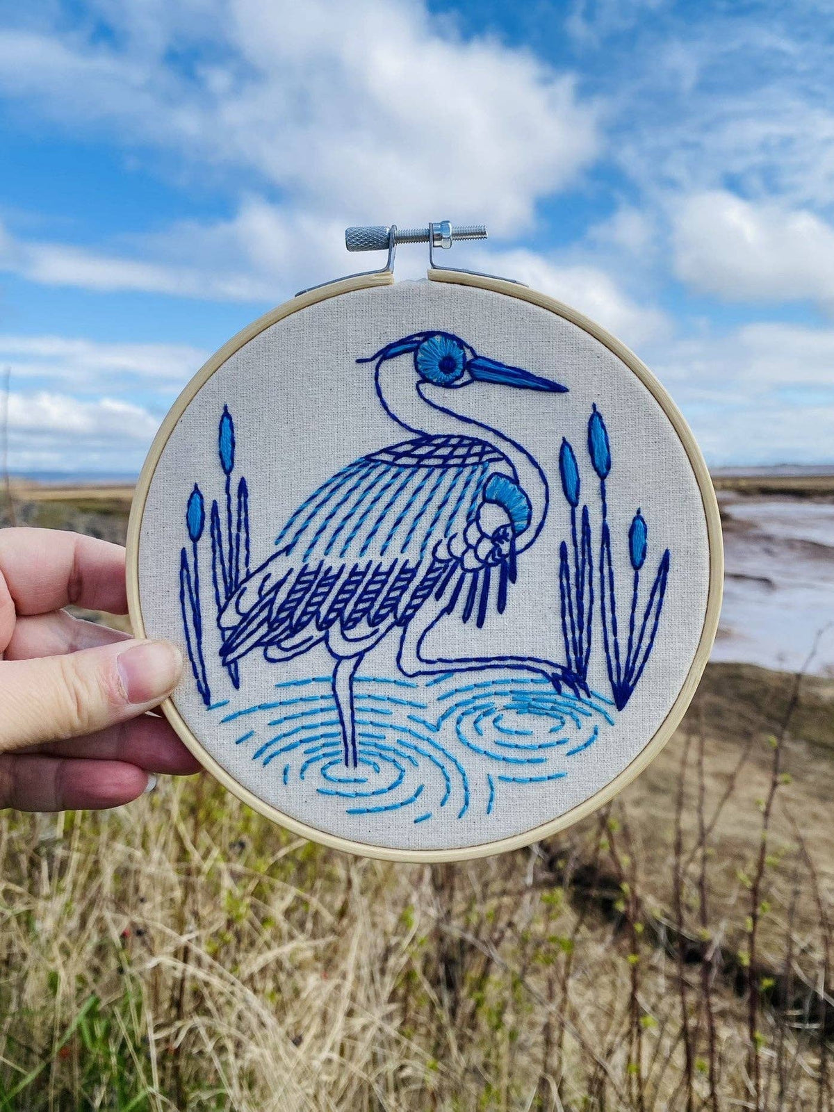 Hook Line & Tinker Canada - Blue Heron Complete Embroidery Kit