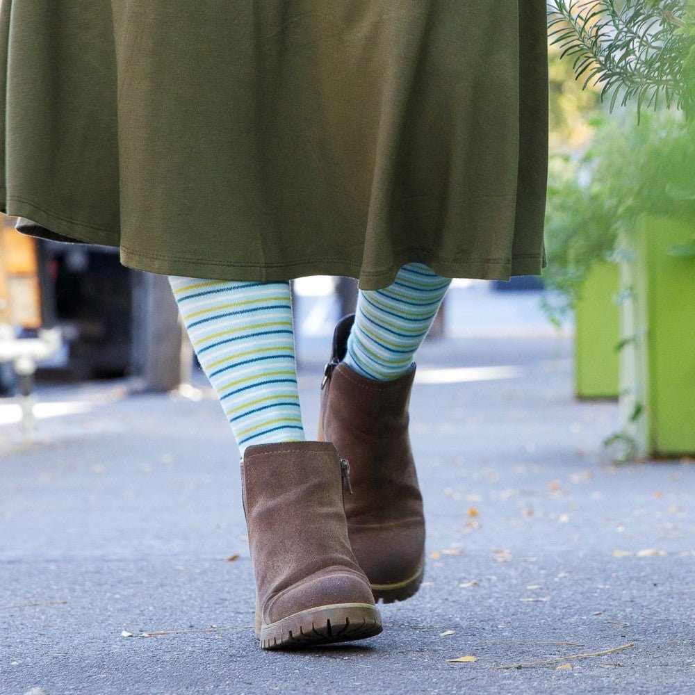 VIM & VIGR - 15 - 20 mmHg Cotton Compression Socks: Pinstripe: Light Blue & Teal - Green Ash Decor