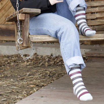 VIM & VIGR - 15 - 20 mmHg Merino Wool Compression Socks: Thick Stripe Ice Blue & Brown - Green Ash Decor